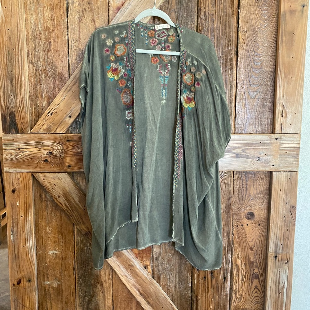 Floral kimono!